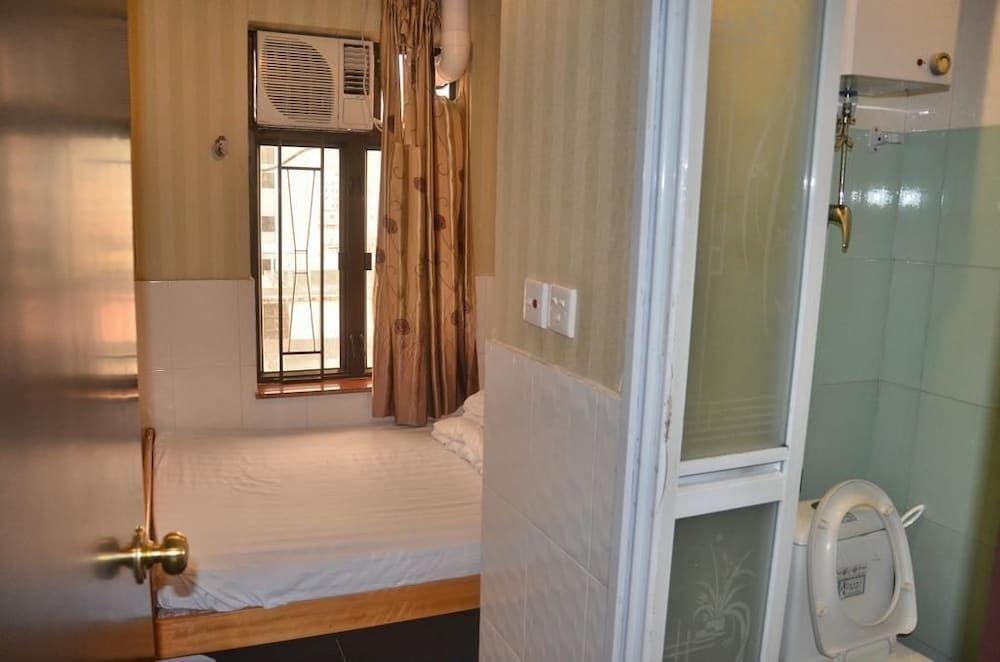 Коулун: Xing Xing Hostel