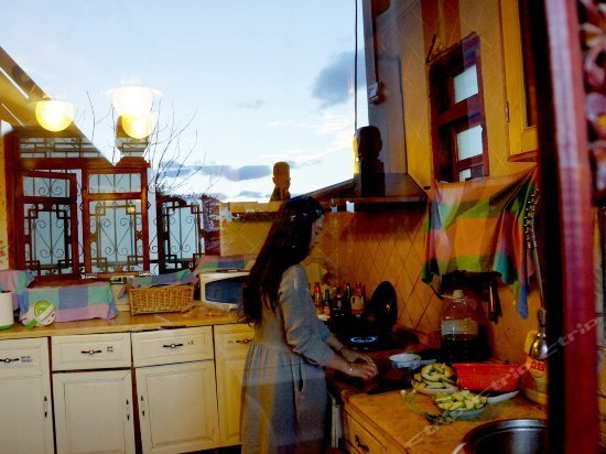 Лицзян: Lijiang Qingpu Inn
