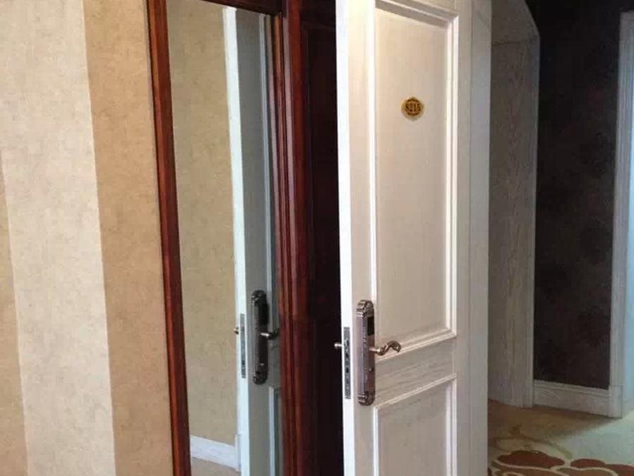 Харбин: Russia Europa Hotel Harbin