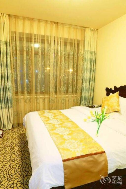 Циндао: Qingdao Zhongyang Business Hotel