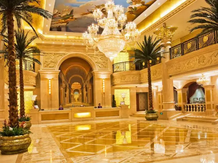 Харбин: New Paris Hotel Harbin