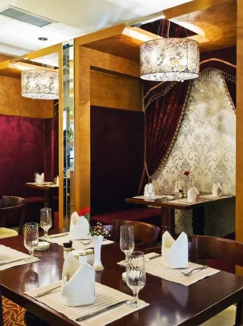 Харбин: New Paris Hotel Harbin