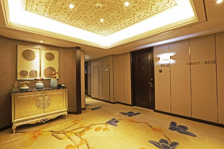 Харбин: Yarrow Hotel