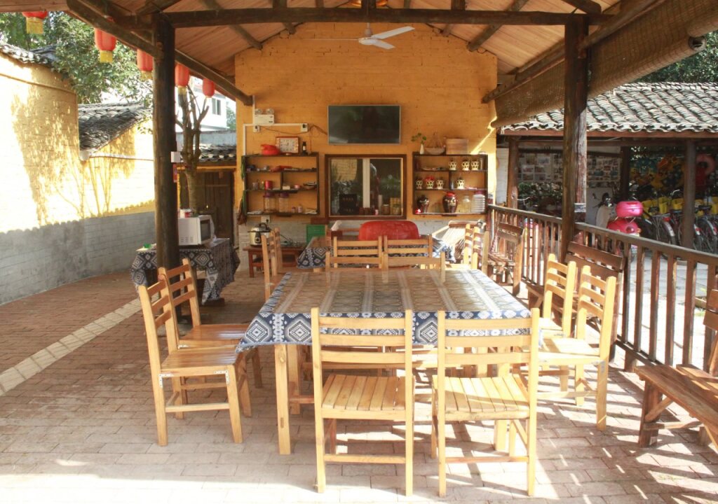 Яншо: Yangshuo Loong Old House