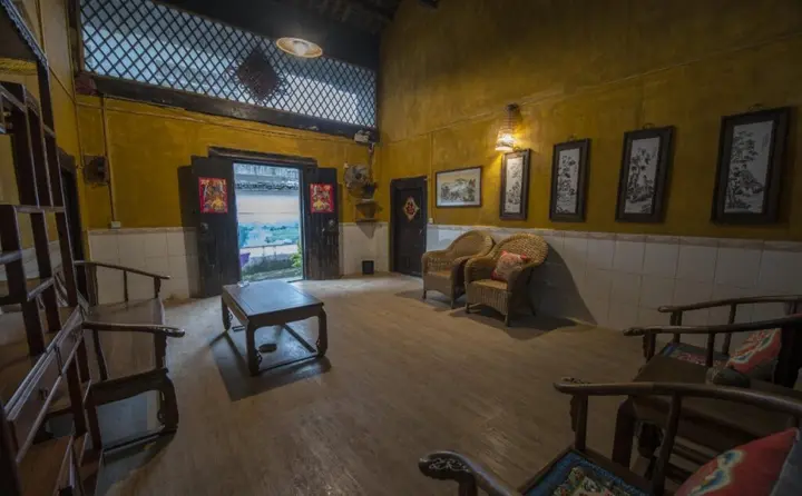 Яншо: Yangshuo Loong Old House