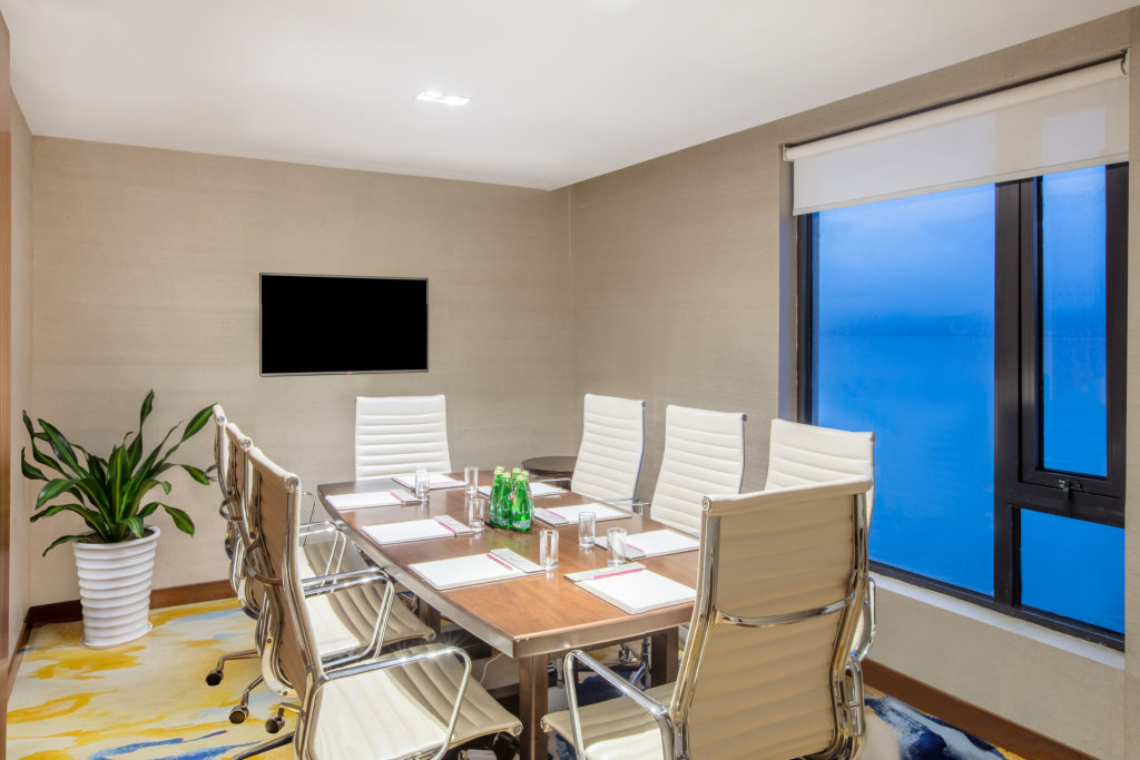 Хуаншань: Crowne Plaza Huangshan Taiping Lake