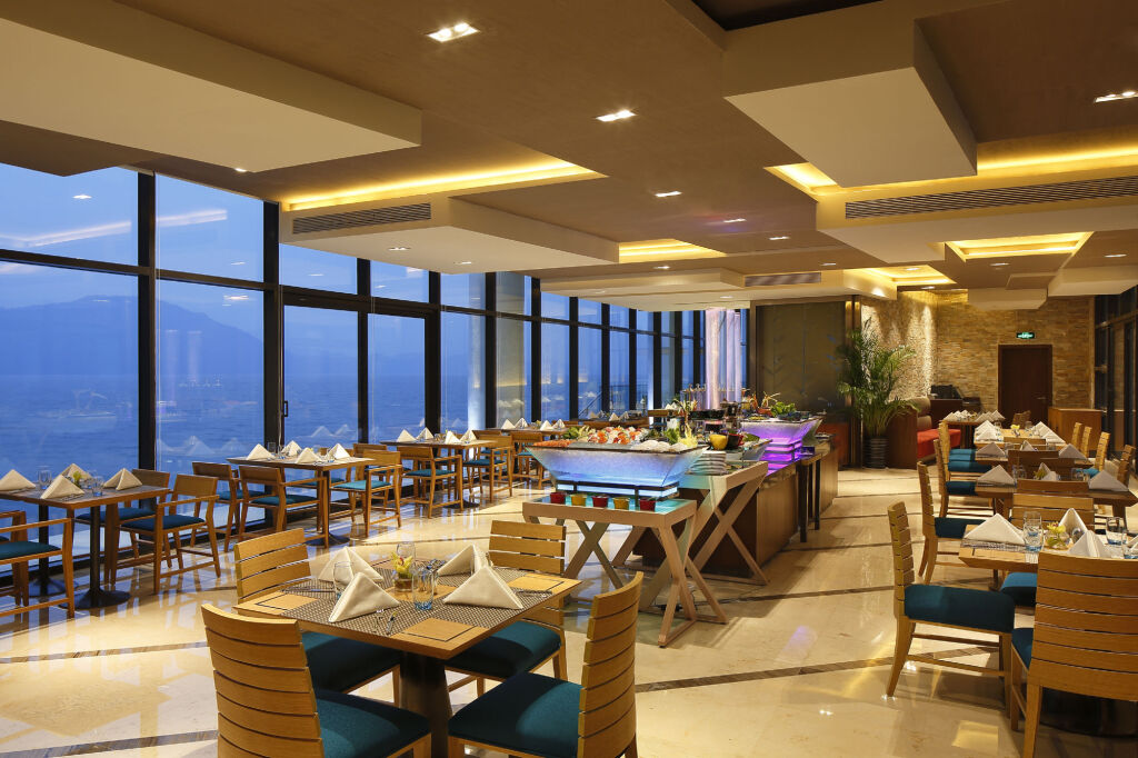 Хуаншань: Crowne Plaza Huangshan Taiping Lake