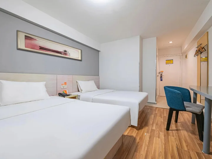 Шэньчжэнь: 7 Days INN Shenzhen Longhua