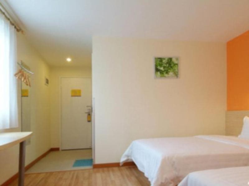 Шэньчжэнь: 7Days Inn Shenzhen Longhua Minzhi