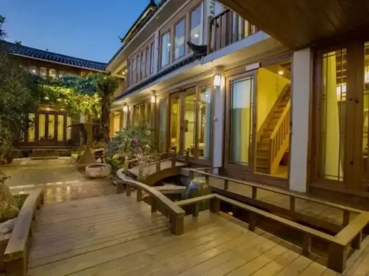 Лицзян: Lijiang Shuhe Yueshang Inn