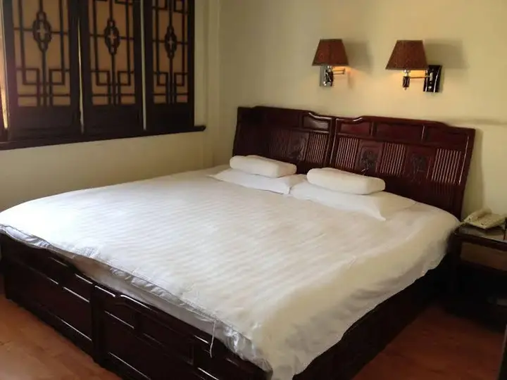 Хуаншань: Old Street Juwen Youth Hostel Huangshan