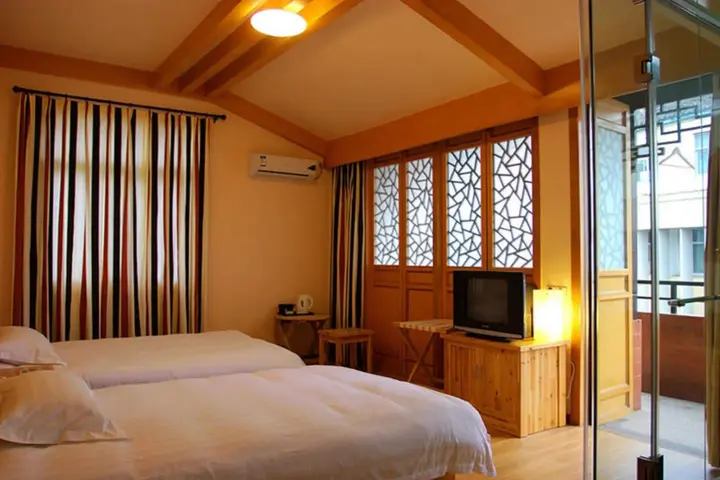 Хуаншань: Huangshan Ancient Town Youth Hostel
