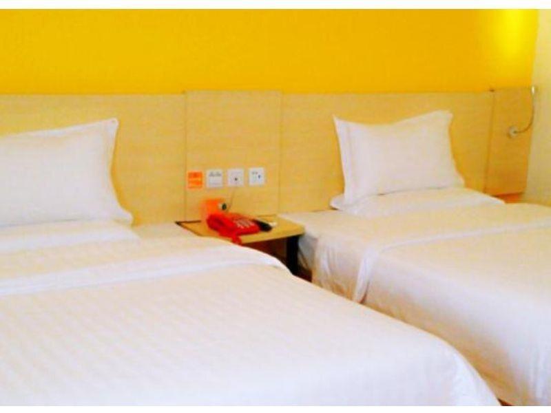 Чэнду: 7 Days Inn Chengdu Nijiaqiao Subway Station