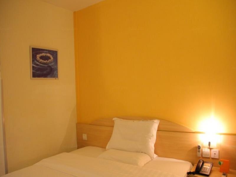 Пекин: 7 Days Inn Jingsong-Beijing