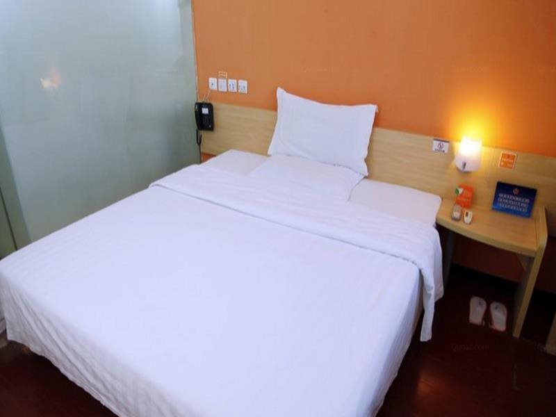 Пекин: 7 Days Inn Jingsong-Beijing
