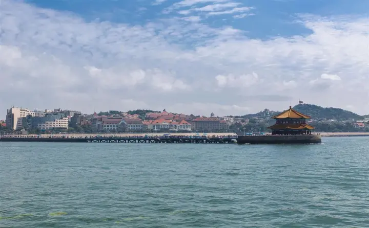 Циндао: 7 Days Inn Qingdao Zhongshan Road