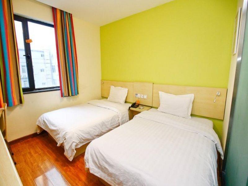 Сиань: 7 Days Inn - Xian Railway Station East Plaza Branch