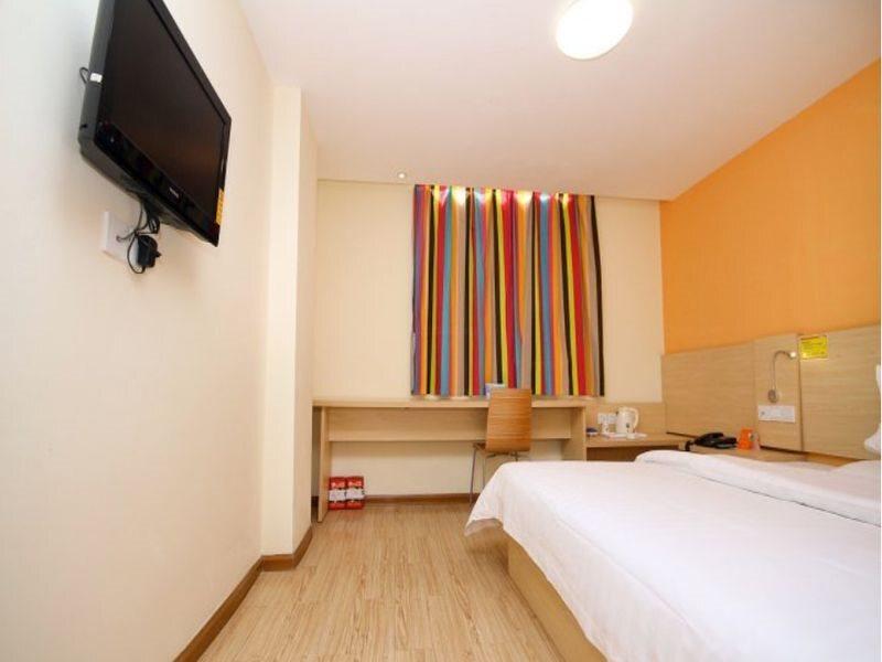 Сиань: 7 Days Inn Xian Changan Aerospace City Subway Station Branch