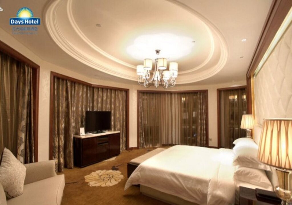 Хойчжоу: Days Hotel by Wyndham Logan City Huizhou