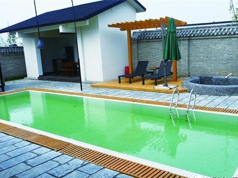 Баоцзи: Scenery Retreats Taibai Mountain Hot Spring Villa Resort