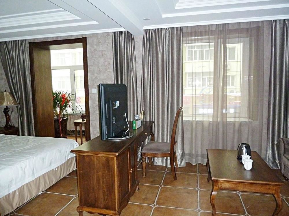 Харбин: Wansheng Holiday Hotel