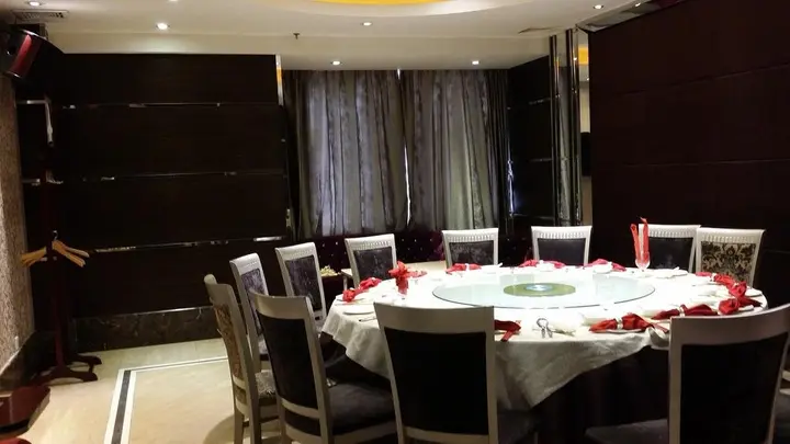 Фошань: Liyumen Jindu Hotel