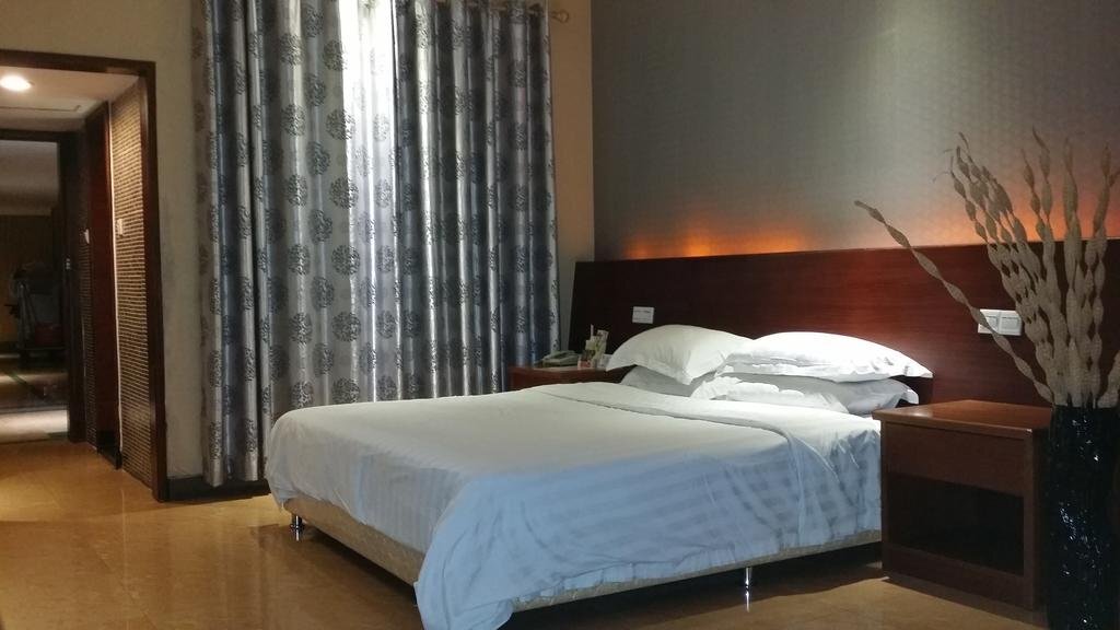 Фошань: Liyumen Jindu Hotel