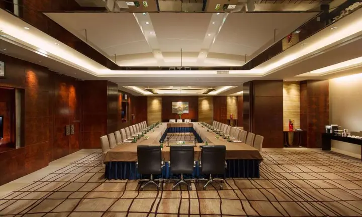 Голмуд: DoubleTree by Hilton Hotel Qinghai - Golmud