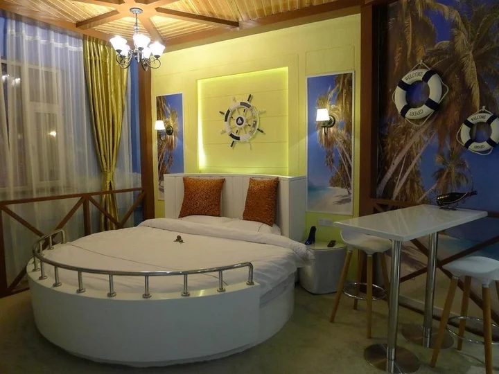 Тайюань: Tai Yuan San Sheng Stone River Couple Hotel