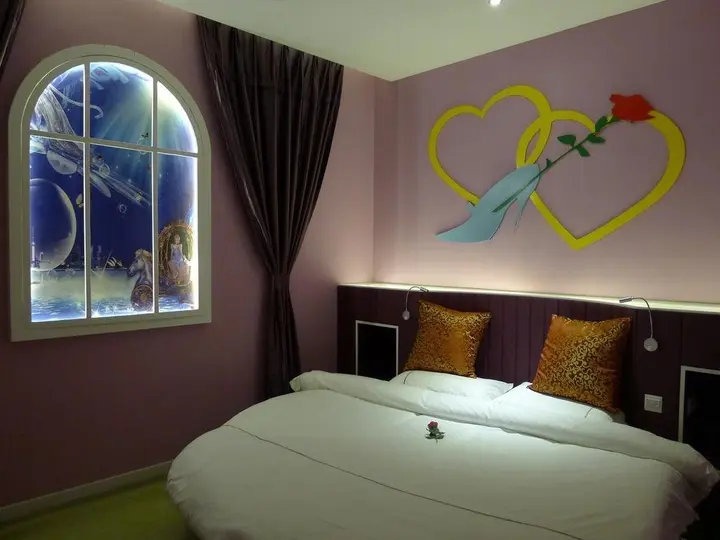 Тайюань: Tai Yuan San Sheng Stone River Couple Hotel