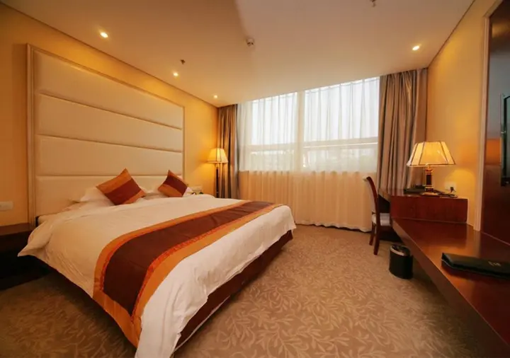 Пекин: Golden Sun Commercial Hotel