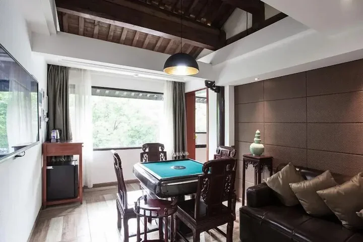 Ханчжоу: Yurong West Lake Cottage Resort Hotel