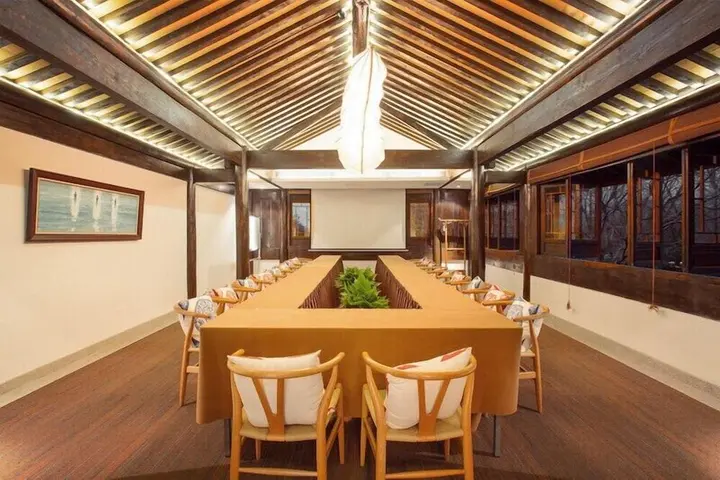 Ханчжоу: Yurong West Lake Cottage Resort Hotel