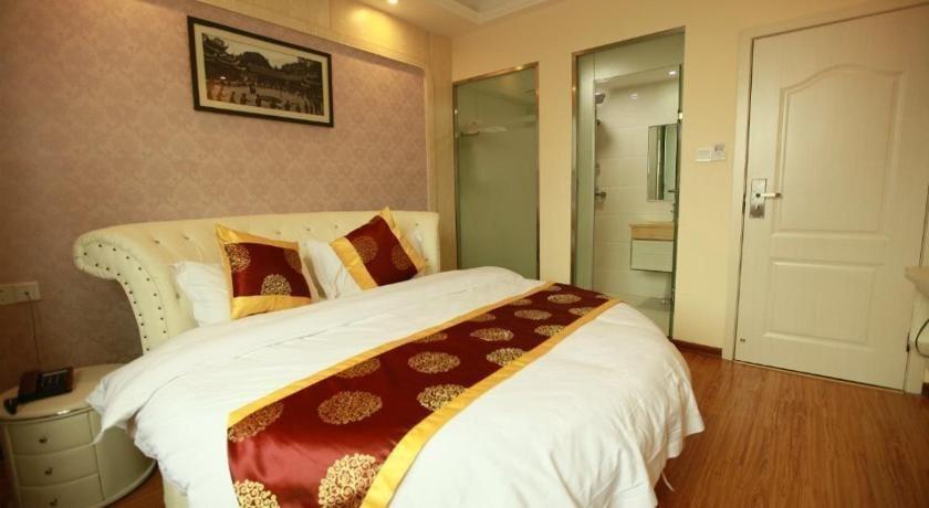 Чжанцзяцзе: He Xi Business Hotel