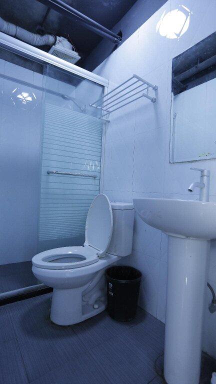Шанхай: The Next Station Youth Hostel