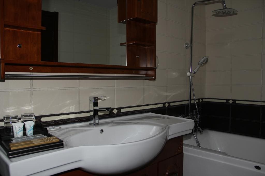 Харбин: Hit Business Hotel - Harbin
