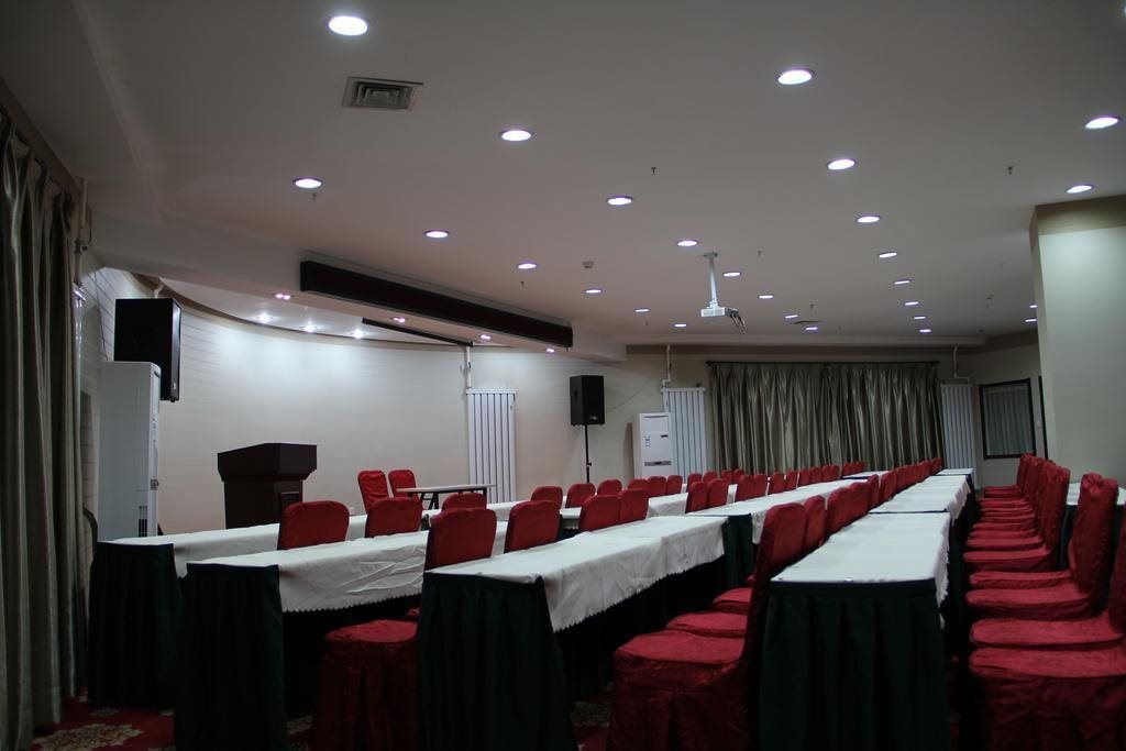 Харбин: Hit Business Hotel - Harbin