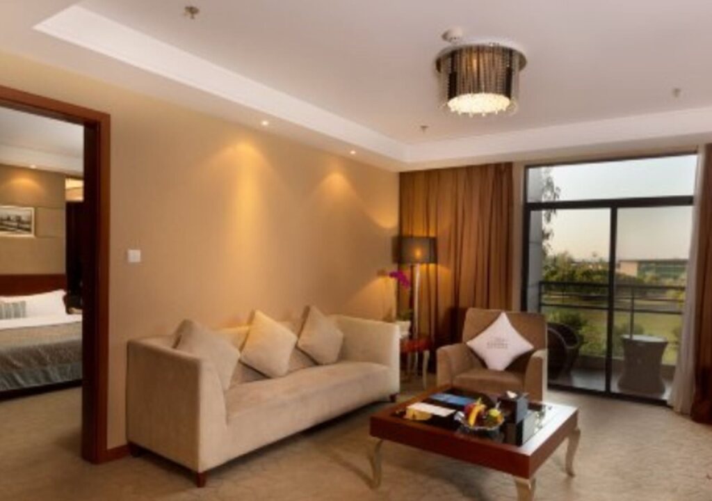 Куньмин: Lakeview Golf Hotel Kunming