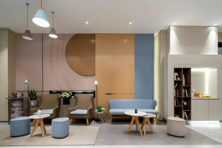 Сямынь: Home inns ·NEO(xiamen tongan fante dream kingdom store)