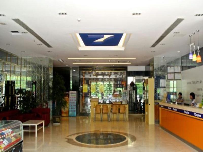 Шэньчжэнь: 7 Days Inn Shenzhen Longhua Qinghu Subway Branch