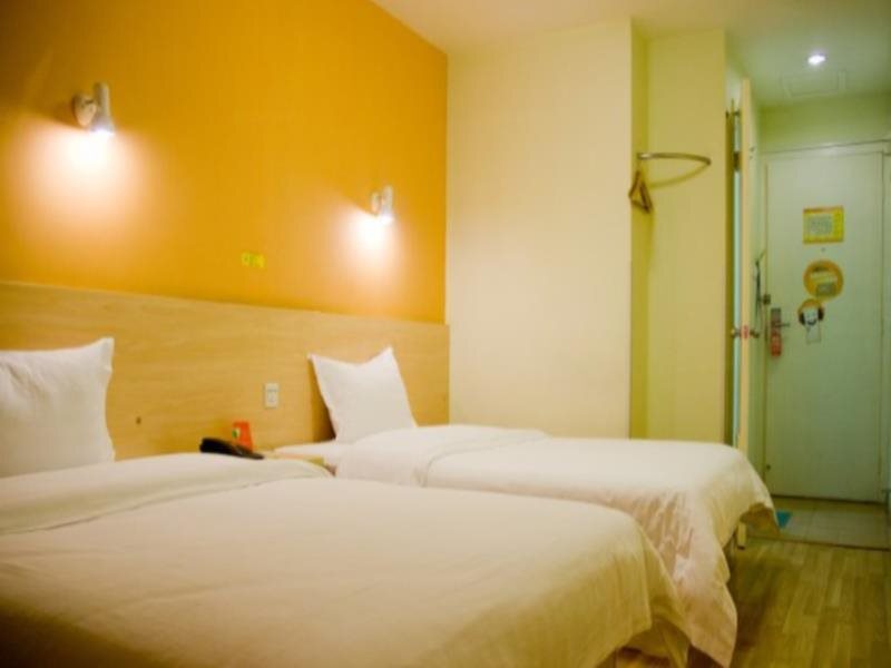 7 Days Premium·Dongguan Government Tiyu Road — фото 3