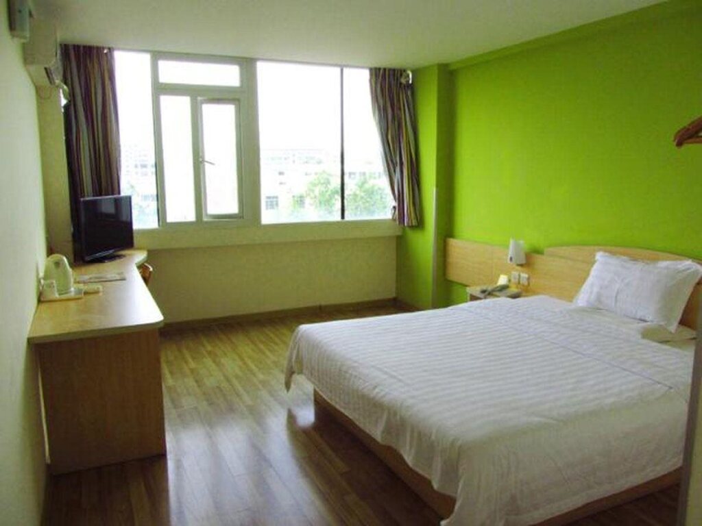 Хайкоу: 7Days Inn Haikou Binhai Da Dao
