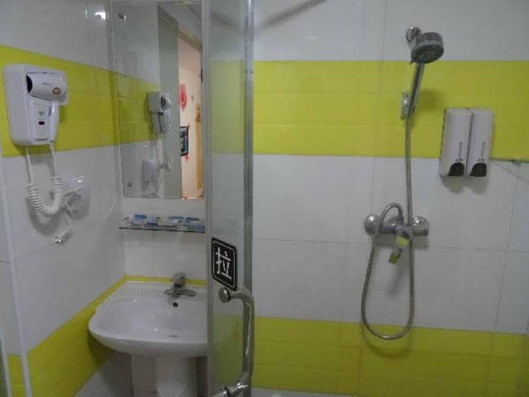 Фошань: 7 Days Inn Shunde Daliang Walking Street Branch