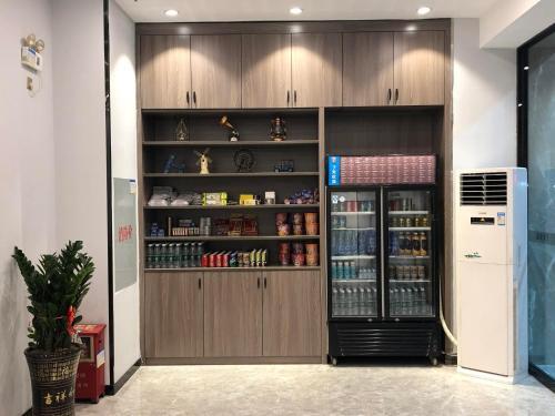 Чжуншань: 7Days Premium Zhongshan Tanzhou Town Market Central Branch