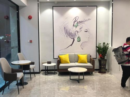 Чжуншань: 7Days Premium Zhongshan Tanzhou Town Market Central Branch