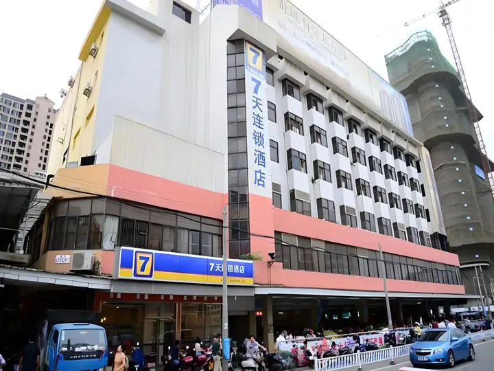 carousel image 0