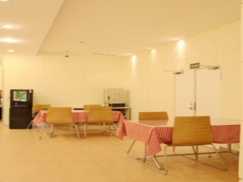 Нанкин: 7 Days Inn Nanjing Ruijin Road