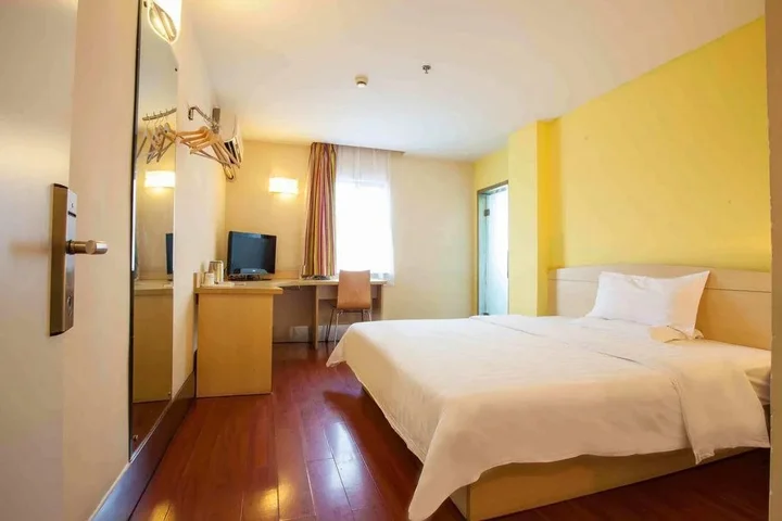 Шэньян: 7Days Inn Shenyang Railway North Station Beixing Branch