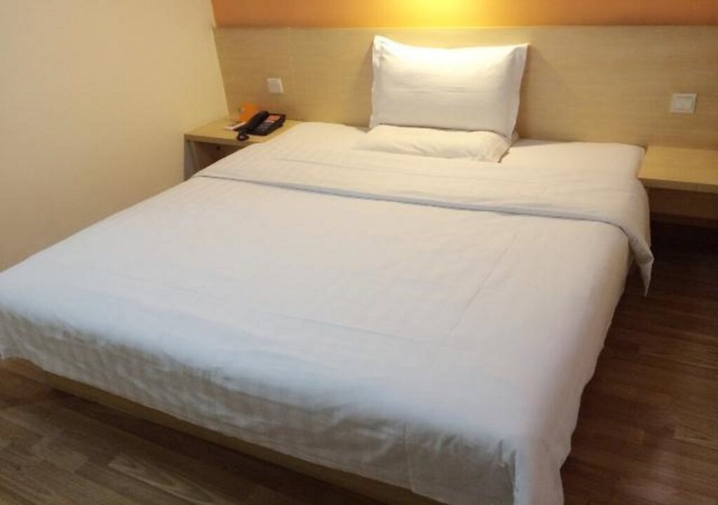 Чанша: 7 Days Inn Changsha Yinpenling Aokesi Square Branch