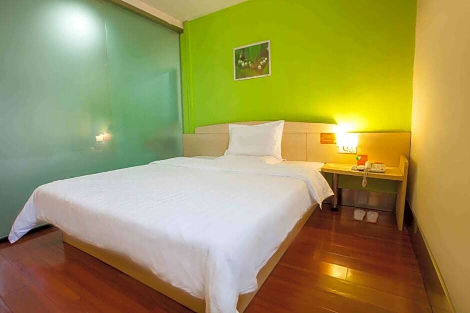 Хойчжоу: 7 Days Inn Huizhou Railway Station Xiaojinkou Branch